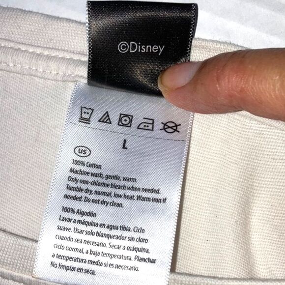 DISNEY Mickey and Minnie Mouse Holding Hands Crop Top Tshirt Womens Large - Picture 7 of 10